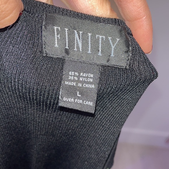 LAST CHANCE! Embellished Neckline Black V Neck Knit Top Size L - Picture 5 of 5